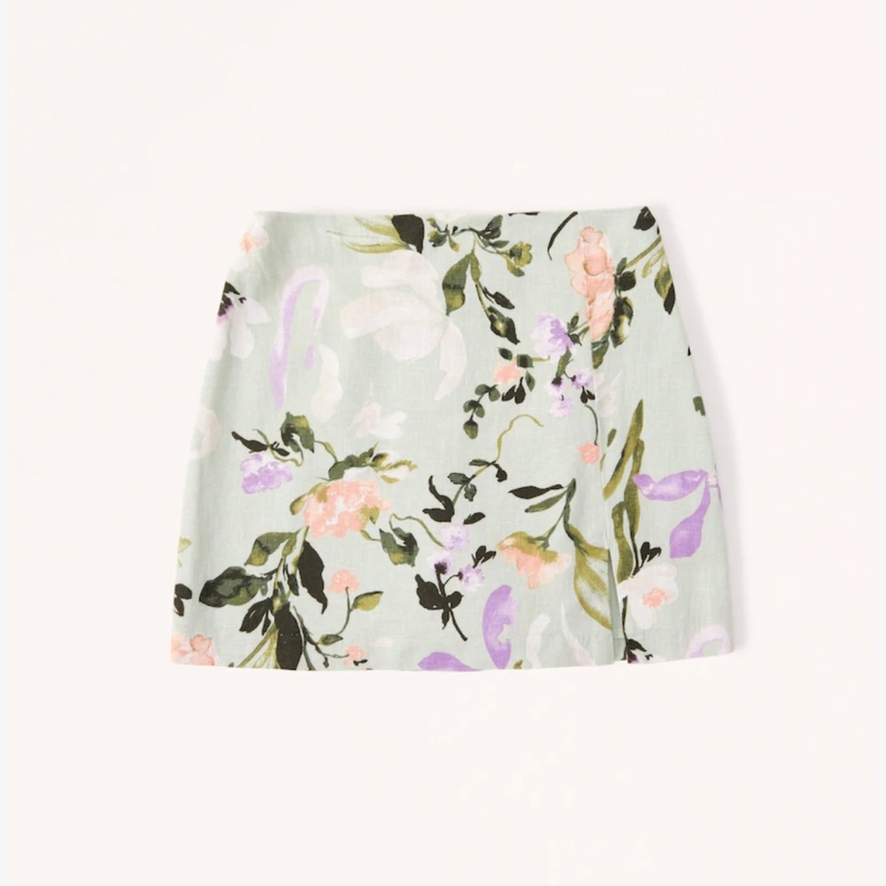 Abercrombie Linen blend slit mini skort